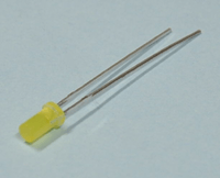 LED \"flat-top\" 3mm 1-4mcd keltainen (LL-304YD2Y)