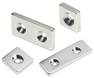 Kestomagneetti kiinnitysreiällä Neodymium N35 15x15x4mm