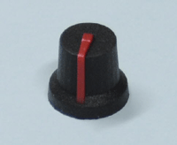 Laitenuppi muovi/kumi 6mm/15,8mm musta/punainen
