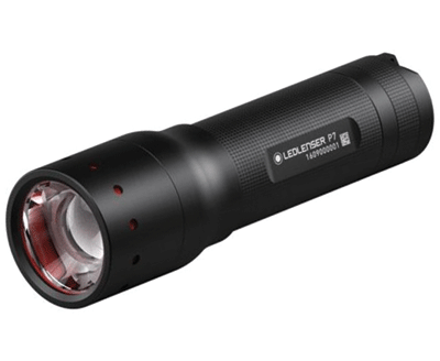 LedLenser-käsivalaisin 4xAAA/R03 40lm/250lm/450lm musta (501046)