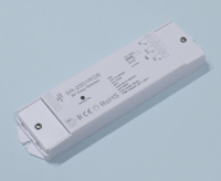 Kauko-ohjattava RGB-LED-valosäädin 12-36Vdc 3x5A 60-180W *